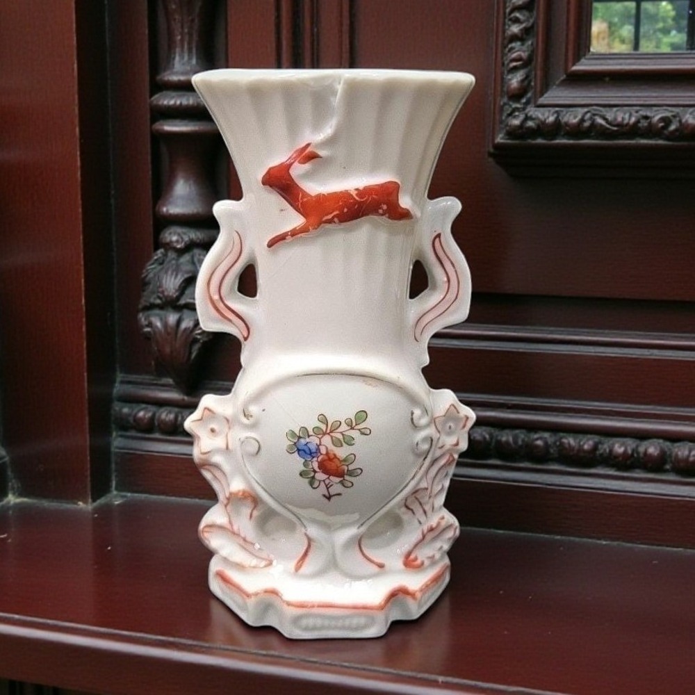 Bridgerton Style Japan Floral Vase, White and Red Flower‎ Display, Mantel Decor
